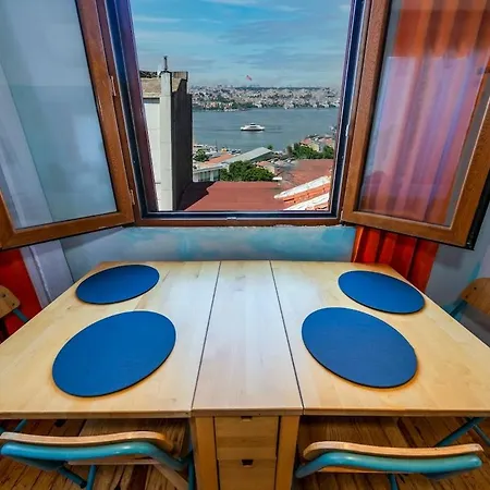 Golden Horn Hidden Haven * Istanbul
