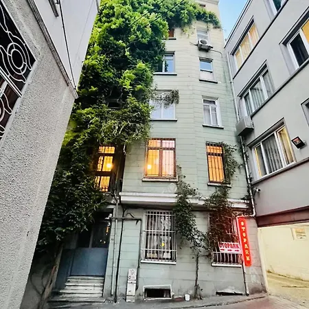 Golden Horn Hidden Haven